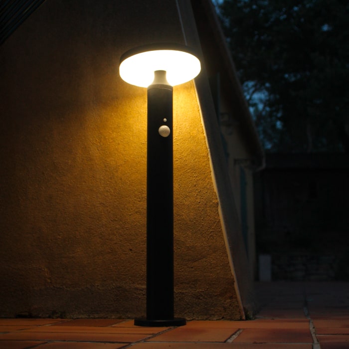 borne-solaire-50cm-eclairage-365-led-detection-autonome-600lumens-objetsolaire borne-solaire-50cm-eclairage-365-led-detection-autonome-600lumens-objetsolaire