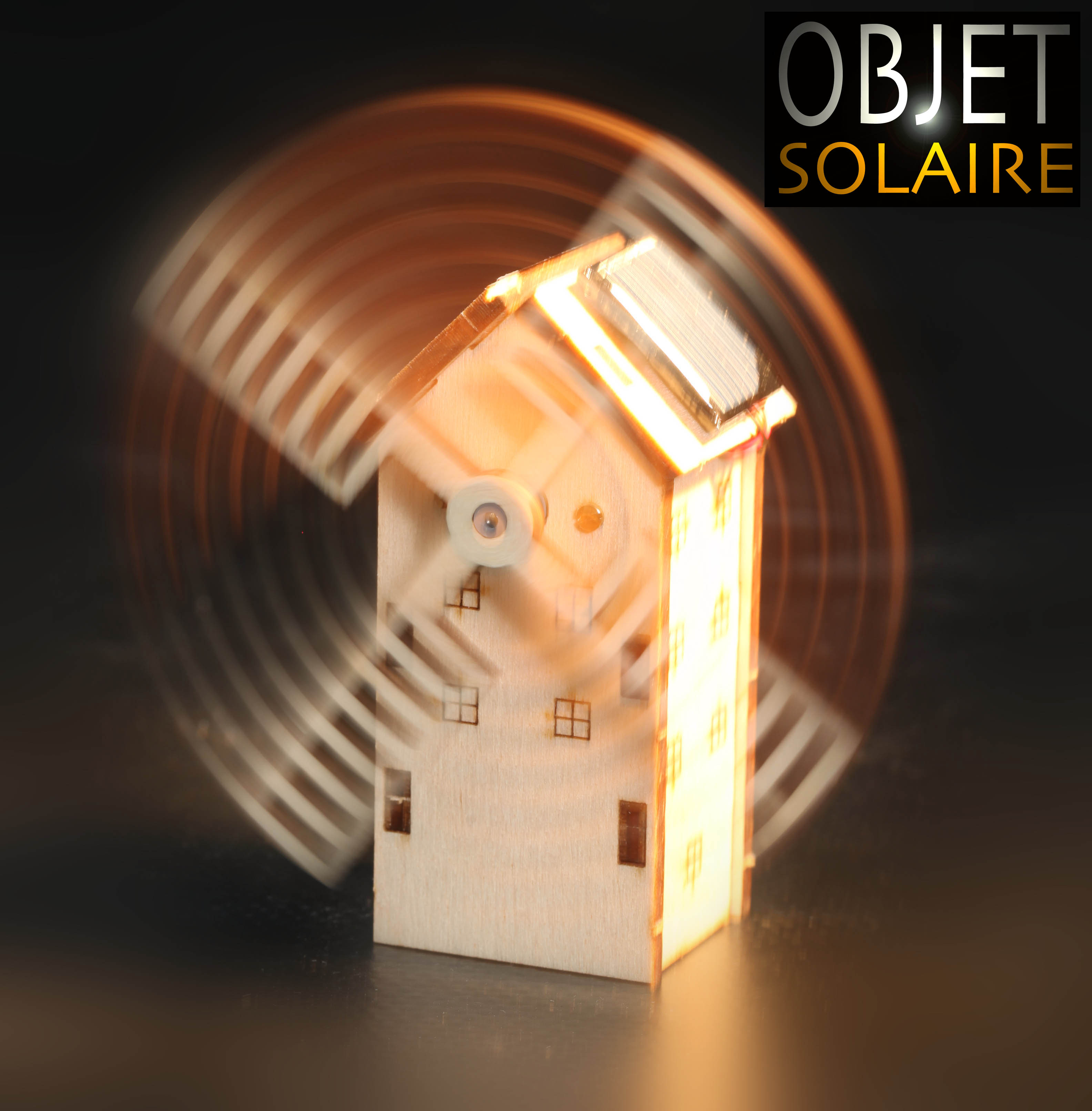 Avion solaire en bois - jouet maquette solaire - Objetsolaire