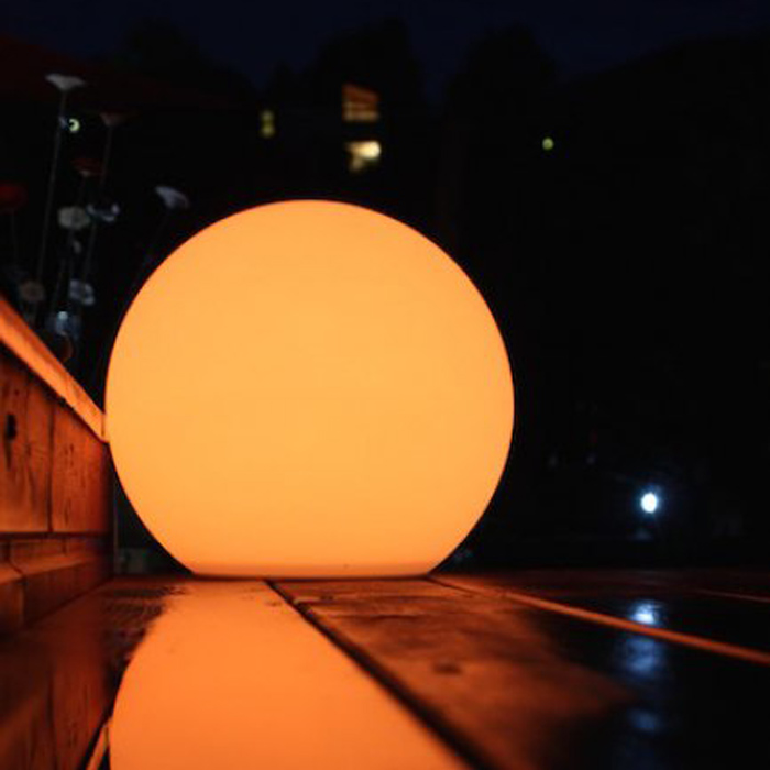 Lampe ronde solaire à éclairage puissant pour extérieur 56 cm