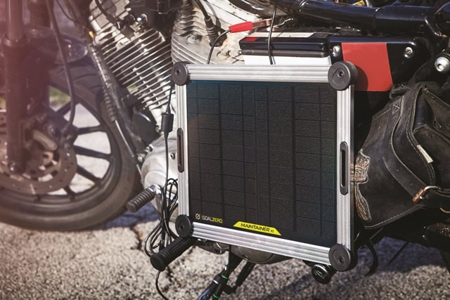 chargeur solaire moto