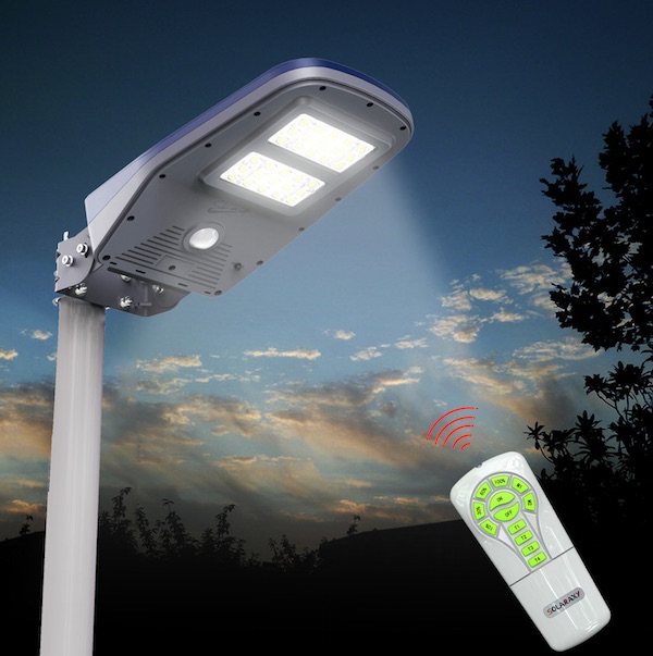 lampe solaire tres puissante