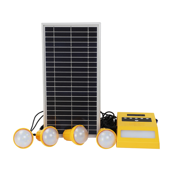 Kit d'Eclairage Solaire Radio FM 8W 4 Lampes Led 800 Lumens