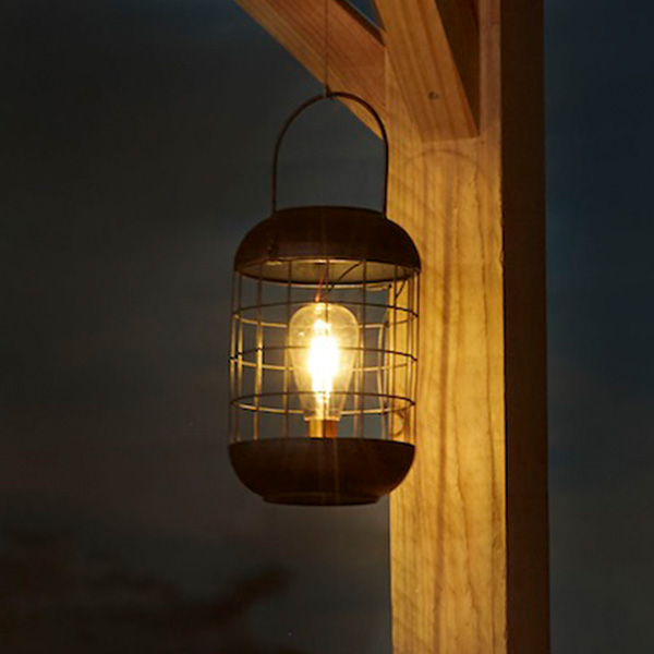 Lanterne-solaire-cage-lighthouse-15-lumens-objetsolaire