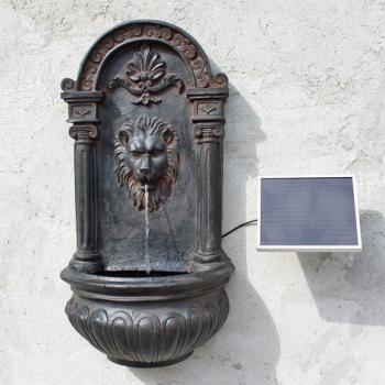 fontaine-solaire-murale-lion-idee-cadeau-solaire-2017