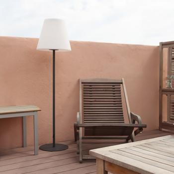 lampadaire-solaire-terrasse-arte-130-lumens-objetsolaire