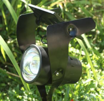 spot-solaire-jardin-eclairage-solaire-lampes-objetsolaire
