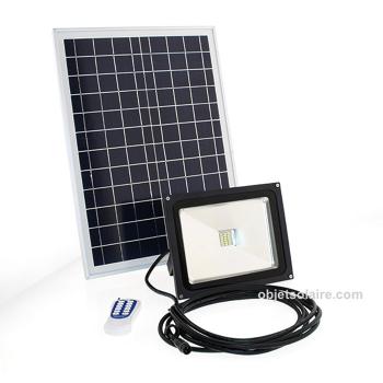 Projecteur Solaire Led Puissant 10W 700 Lumens Allumage Manuel par Télecommande ZS-245T1