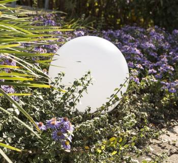 Boule-solaire-gros-diamètre-30-qualitative-etanche-RGB-globo-objetsolaire