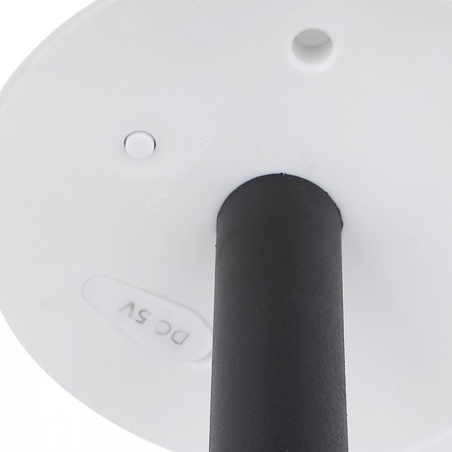 Lampadaire Solaire de Terrasse sur Pied Nave-G 440 Lumens USB Blanc + RGB