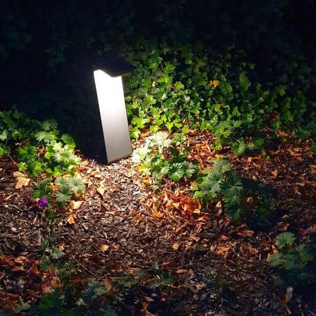 Borne Solaire Puissante Zain Hybride Détecteur 230 Lumens Aluminium 3000°K