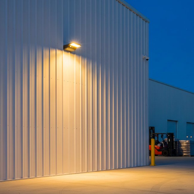 Lampadaire Solaire Led Puissant 3000 Lumens Hybride T&eacute;l&eacute;commande ZS-CL5.3