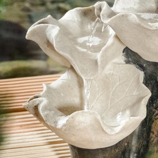 Fontaine Solaire Cascade Feuilles Batterie et Led 
