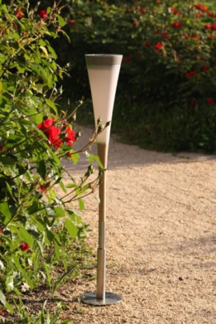 Fixation anti vol pour lampes roseau solaire
