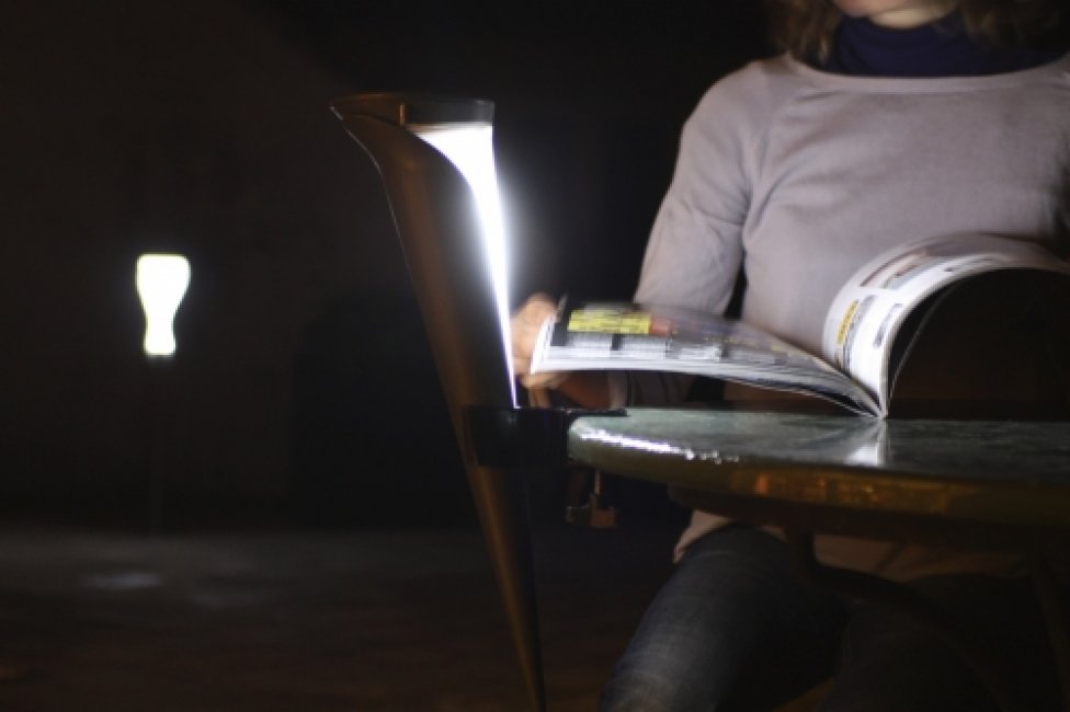 Fixation pour table pour torche solaire