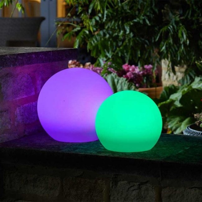 Boule LED solaire 30 cm, lampe sphère 7 couleurs RGB, avec fonction de  changement de couleur + ancrage, câble USB de charge