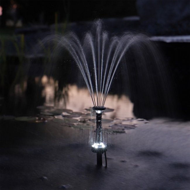 Fontaine solaire 2,5 W pour jardin - Pompe à eau solaire avec lumières LED  - Fontaine flottante solaire circulaire avec 7 A324